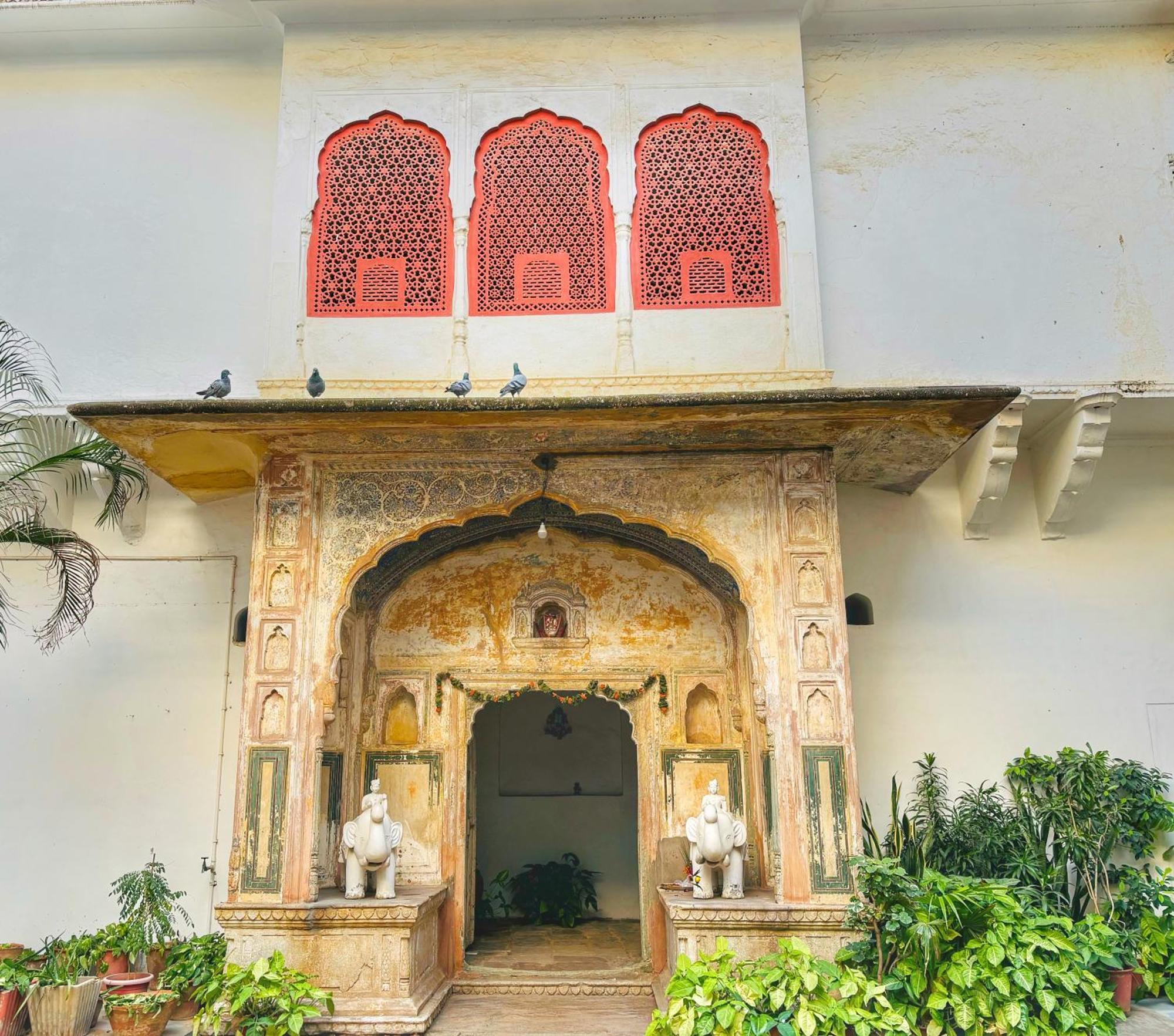 Отель Saba Haveli Джапур Экстерьер фото