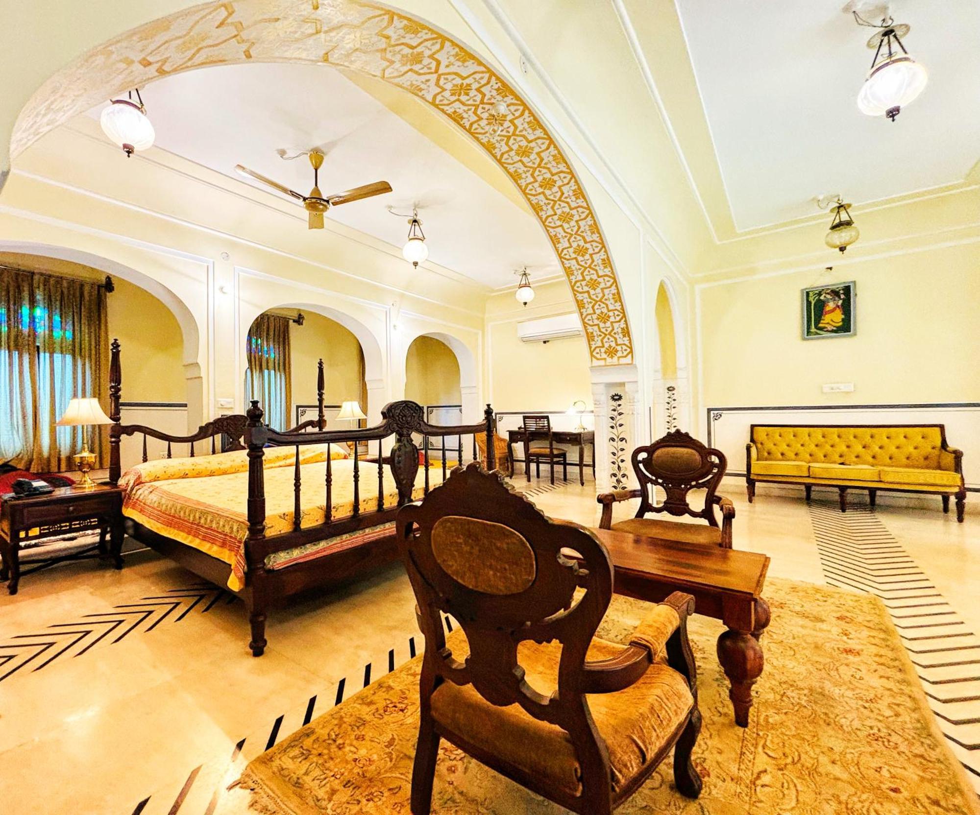 Отель Saba Haveli Джапур Экстерьер фото